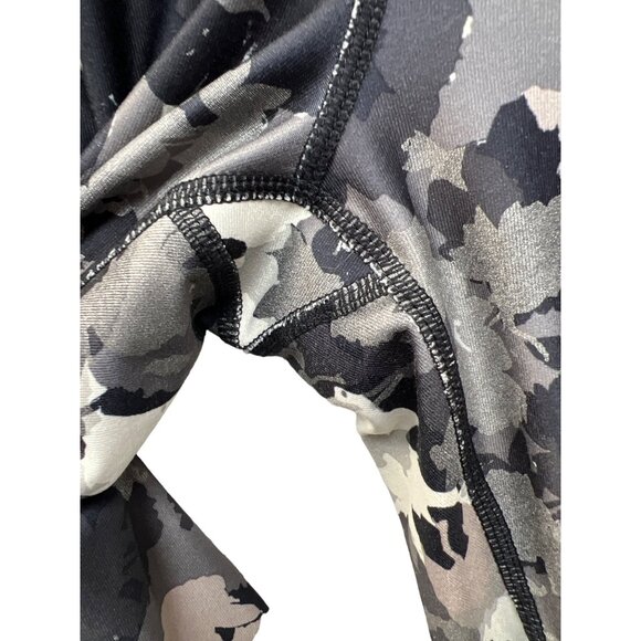 Joy Lab Black and Gray Camo Mid Rise Ankle Leggings - Picture 4 of 7